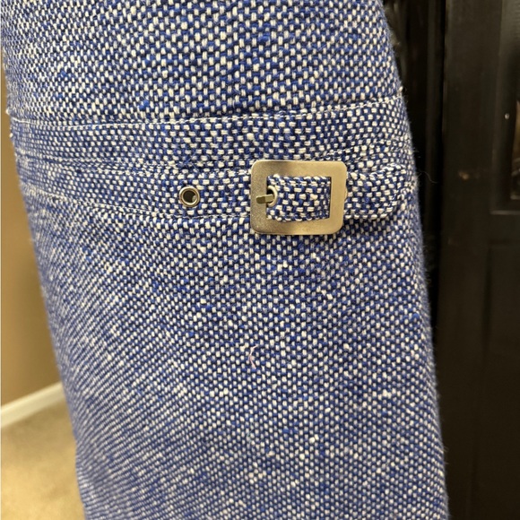 Elegant Blue Tweed Dress - Picture 2 of 6